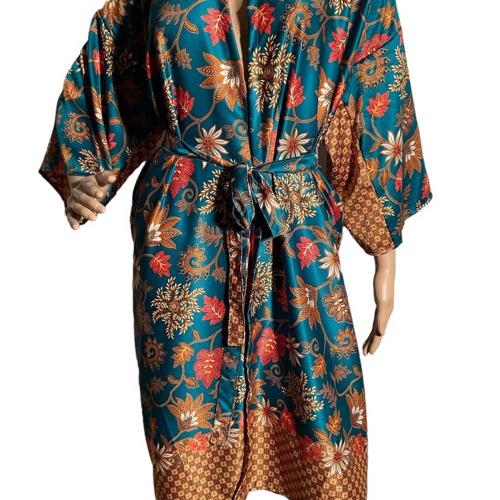 Women’s Size  One Size Multicolor Silk Short Sleeve With Belt Indonesia Kimono - Picture 3 of 13